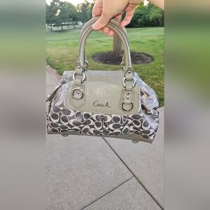 Coach Gray/ Pink Medium Size Bag F18425 Handbag/shoulder Bag Non-smoking Home